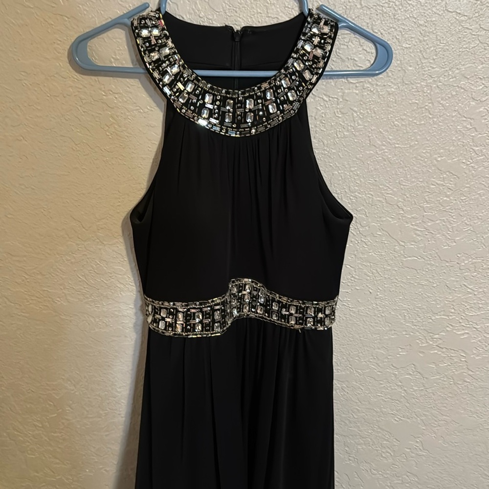 Brand: One by eight
Color: Black with jewels
Size:10
